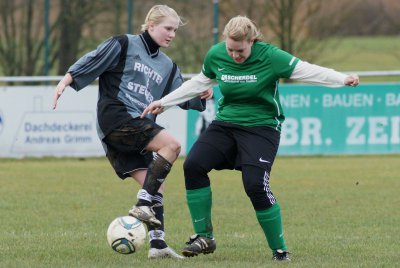 Foto des Albums: Damen: FC Vorwärts gegen FC Marktleuthen (2)