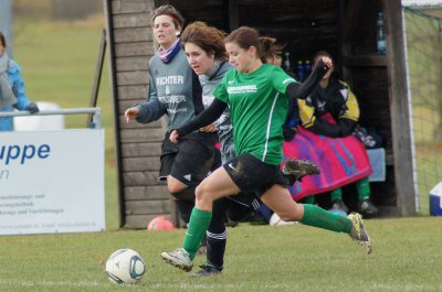 Foto des Albums: Damen: FC Vorwärts gegen FC Marktleuthen (1)