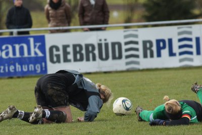 Foto des Albums: Damen: FC Vorwärts gegen FC Marktleuthen (1)