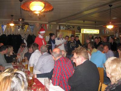 Foto des Albums: Weihnachtsfeier 2012 Teil 2