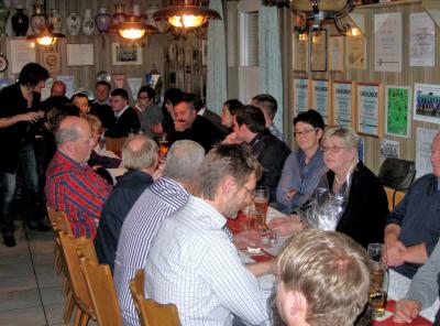 Foto des Albums: Weihnachtsfeier 2012 Teil 2