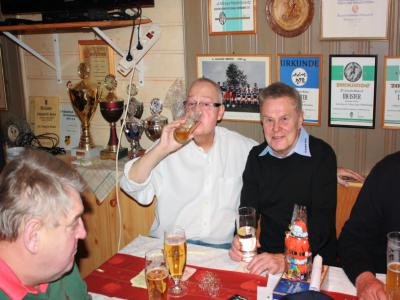 Foto des Albums: Weihnachtsfeier 2012 Teil 1
