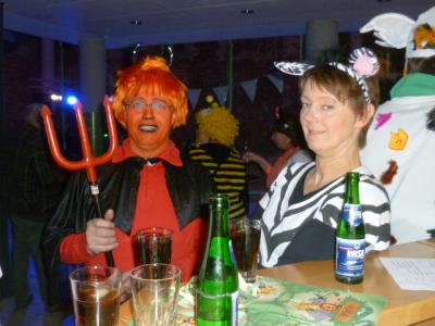 Foto des Albums: 'Tierisch feiern' beim Schwof im Burghof