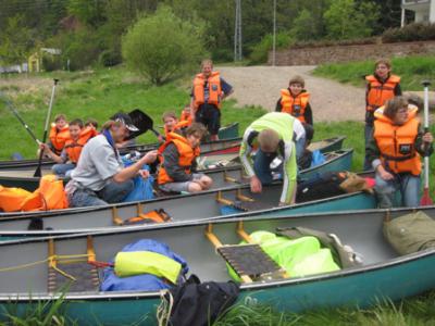 Foto des Albums: Pfadfinder: Wanderung an der Mulde mit Bootstour (01. 05. 2012)