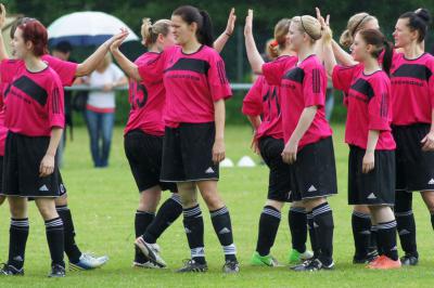 Foto des Albums: Entscheidungsspiel FC Vorwärts Damen - FC Marktleuthen (1)