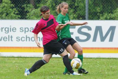 Foto des Albums: Entscheidungsspiel FC Vorwärts Damen - FC Marktleuthen (1)