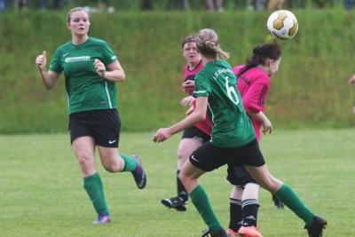 Foto des Albums: Entscheidungsspiel FC Vorwärts Damen - FC Marktleuthen (1)