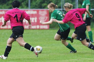 Foto des Albums: Entscheidungsspiel FC Vorwärts Damen - FC Marktleuthen (1)
