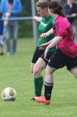 Foto des Albums: Entscheidungsspiel FC Vorwärts Damen - FC Marktleuthen (1)