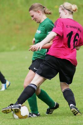 Foto des Albums: Entscheidungsspiel FC Vorwärts Damen - FC Marktleuthen (3)