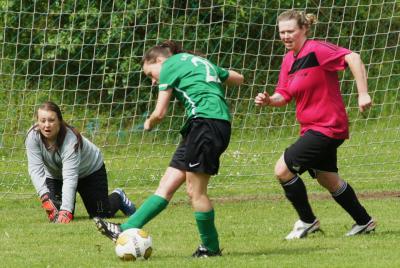 Foto des Albums: Entscheidungsspiel FC Vorwärts Damen - FC Marktleuthen (3)