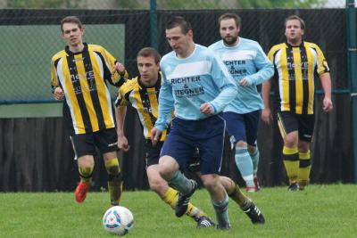 Foto des Albums: FC Vorwärts 2 - FC Schönwald (3)