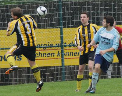 Foto des Albums: FC Vorwärts 2 - FC Schönwald (3)