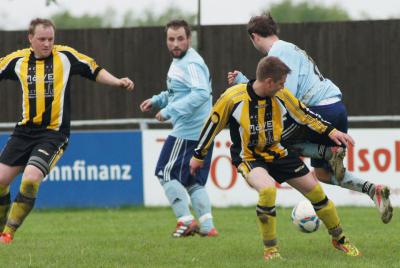 Foto des Albums: FC Vorwärts 2 - FC Schönwald (3)