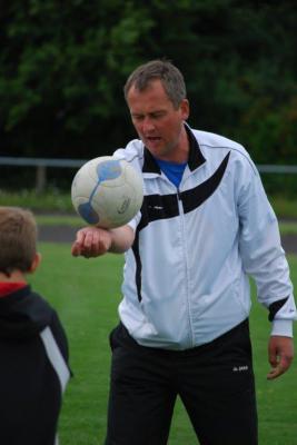 Foto des Albums: Bundestrainer leitet Faustballtraining