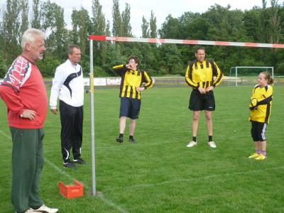 Foto des Albums: Bundestrainer leitet Faustballtraining