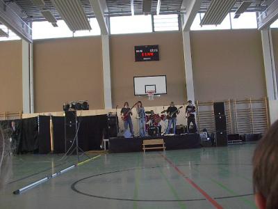 Foto des Albums: Schulhoferöffnung 2006 (01.11.2006)