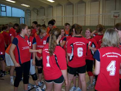 Foto des Albums: Jugend trainiert für Olympia-volleyball (01.12.2010)