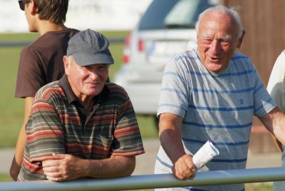Foto des Albums: Zuschauer und Fans beim Spiel gegen Buckenhofen