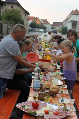 Foto des Albums: Gehofen isst gemeinsam 'ne Bemme zum Abendbrot