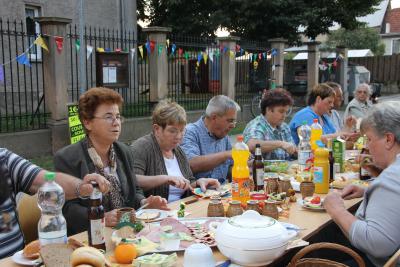 Foto des Albums: Gehofen isst gemeinsam 'ne Bemme zum Abendbrot