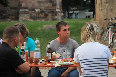 Foto des Albums: Gehofen isst gemeinsam 'ne Bemme zum Abendbrot