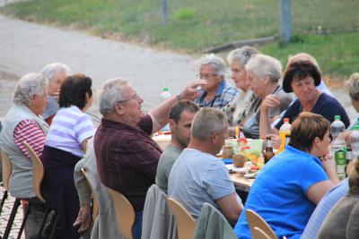 Foto des Albums: Gehofen isst gemeinsam 'ne Bemme zum Abendbrot