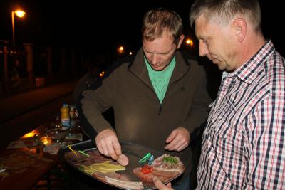 Foto des Albums: Gehofen isst gemeinsam 'ne Bemme zum Abendbrot