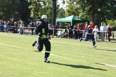 Burger Jugendfeuerwehr (AK &uuml;ber 14) bei der Gruppenstafette  