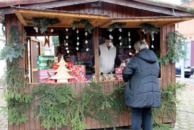 Foto des Albums: Weihnachtsmarkt Gehofen am 30. November 2013