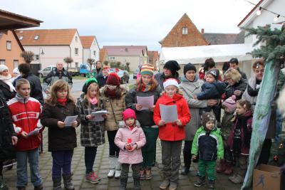 Foto des Albums: Weihnachtsmarkt Gehofen am 30. November 2013