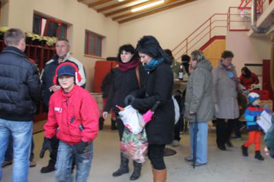Foto des Albums: Weihnachtsmarkt Gehofen am 30. November 2013