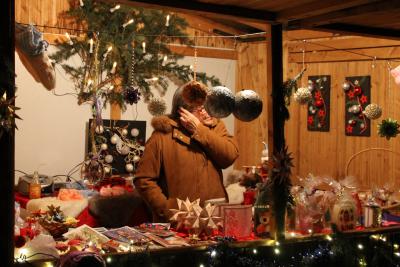 Foto des Albums: Weihnachtsmarkt Gehofen am 30. November 2013