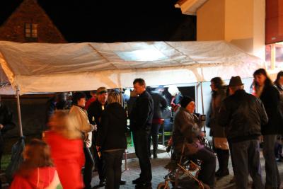 Foto des Albums: Weihnachtsmarkt Gehofen am 30. November 2013