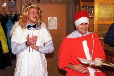 Foto des Albums: Weihnachtsfeier 2013 (1)