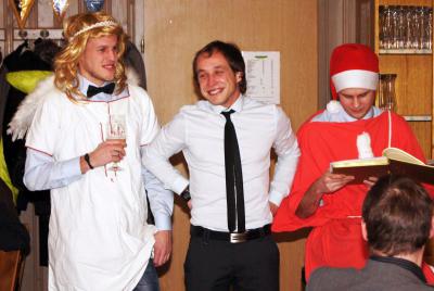 Foto des Albums: Weihnachtsfeier 2013 (1)