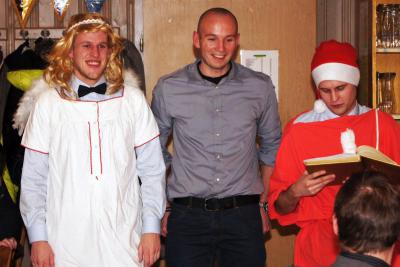 Foto des Albums: Weihnachtsfeier 2013 (1)