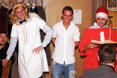 Foto des Albums: Weihnachtsfeier 2013 (1)