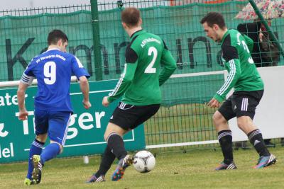 Foto des Albums: FC Vorwärts - ASV Veitsbronn-Siegelsdorf (2)
