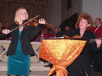 Foto des Albums: Weihnachtskonzert mit dem Duo „Caprice“