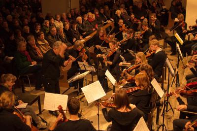Foto des Albums: Weihnachtskonzert mit dem Sinfonieorchester St. Michael Ahlen
