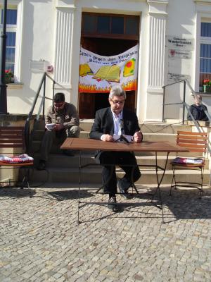 Foto des Albums: Lesung "Bücher aus dem Feuer" (16.05.2014)