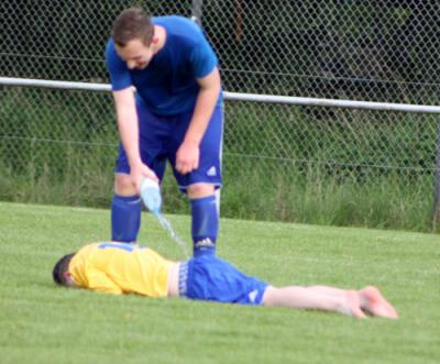 Foto des Albums: Meister siegt weiter - Wasserduschen gehen auch