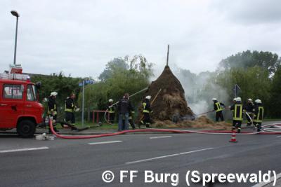 Foto des Albums: Einsatz Nr. 61/2014 - Heuschober brennt