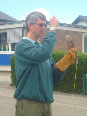 Foto des Albums: Aktionstage: Falkner und Imker zu Besuch