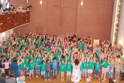 Foto des Albums: Schulfest - Festakt in der Kirche