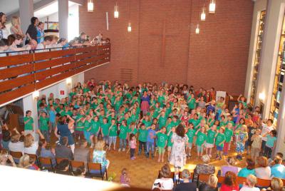 Foto des Albums: Schulfest - Festakt in der Kirche