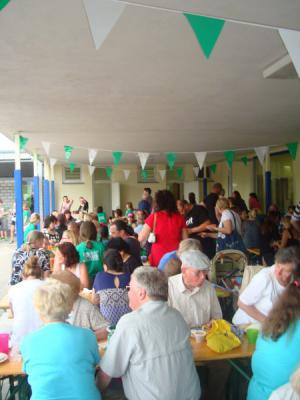 Foto des Albums: Bunte Bilder vom Fest
