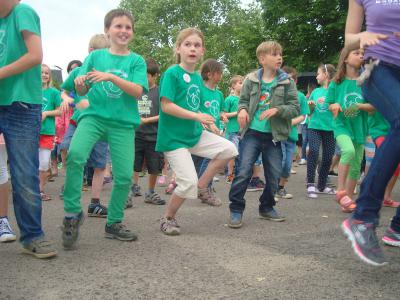 Foto des Albums: Bunte Bilder vom Fest