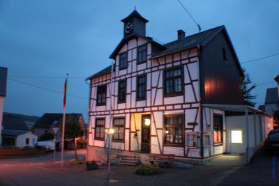 Foto des Albums: Neue Gemeindespitze und Dorfabend in der Betho Scheune